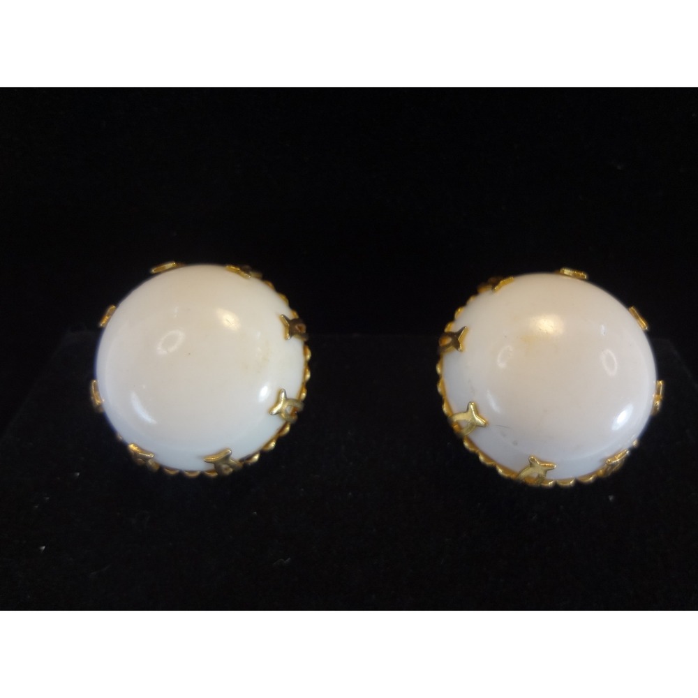 Vintage Milk Glass Clip On Earrings White Good Domed Cabochon Gold Tone